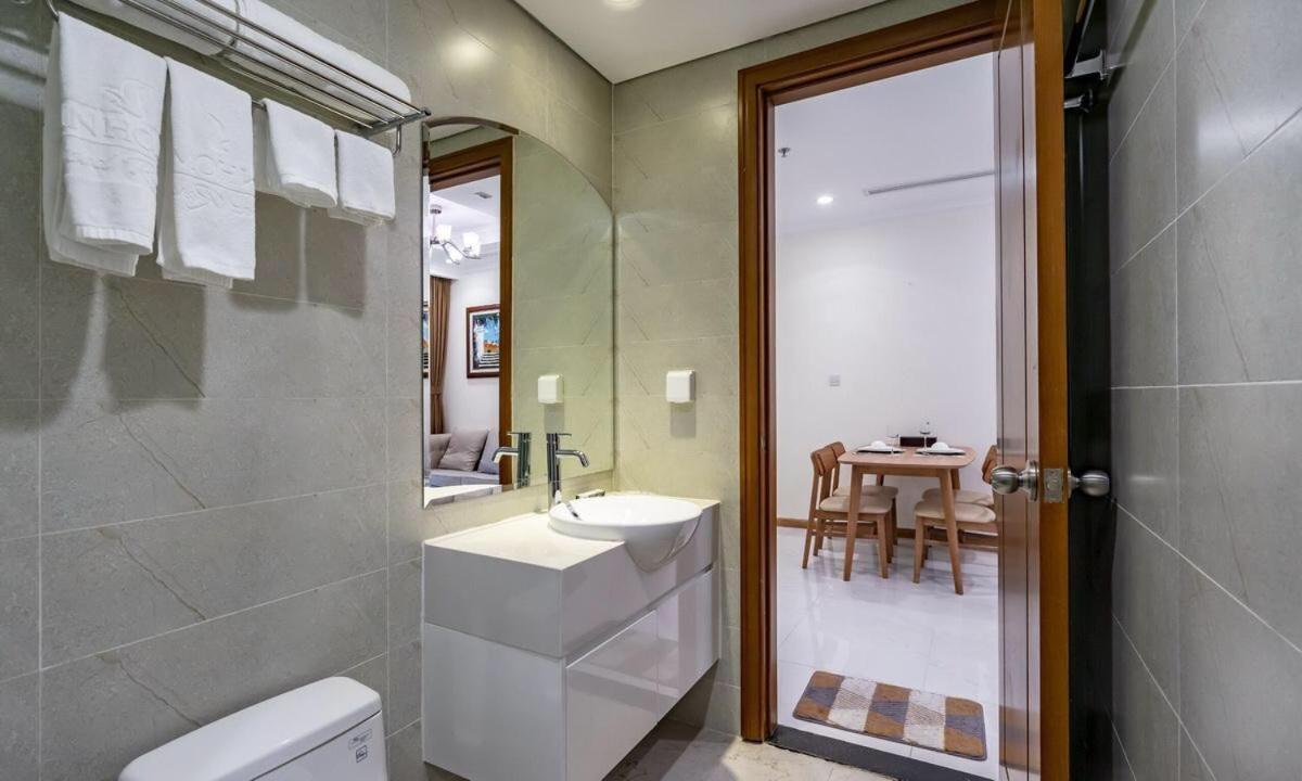 Cherry Homeapart Vinhomes Central Park Ho Chi Minh-staden Exteriör bild